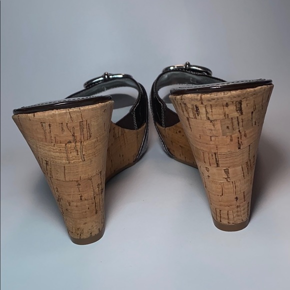 MARC FISHER Obell Cork Wedges, Shiny Pat. Leather, Buckle, Flawless Size 9.5 - Picture 6 of 10